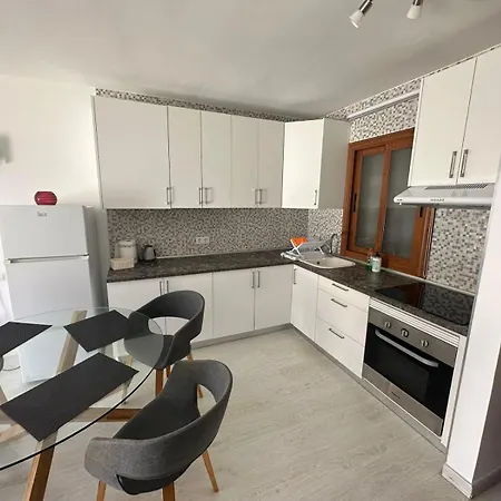 Sunset Ocean Terrace Appartement *