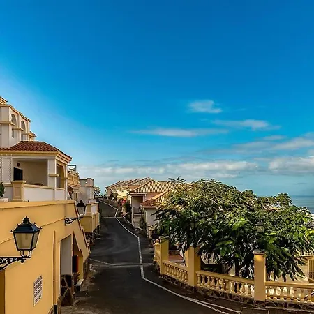 Sunset Ocean Terrace Адехе